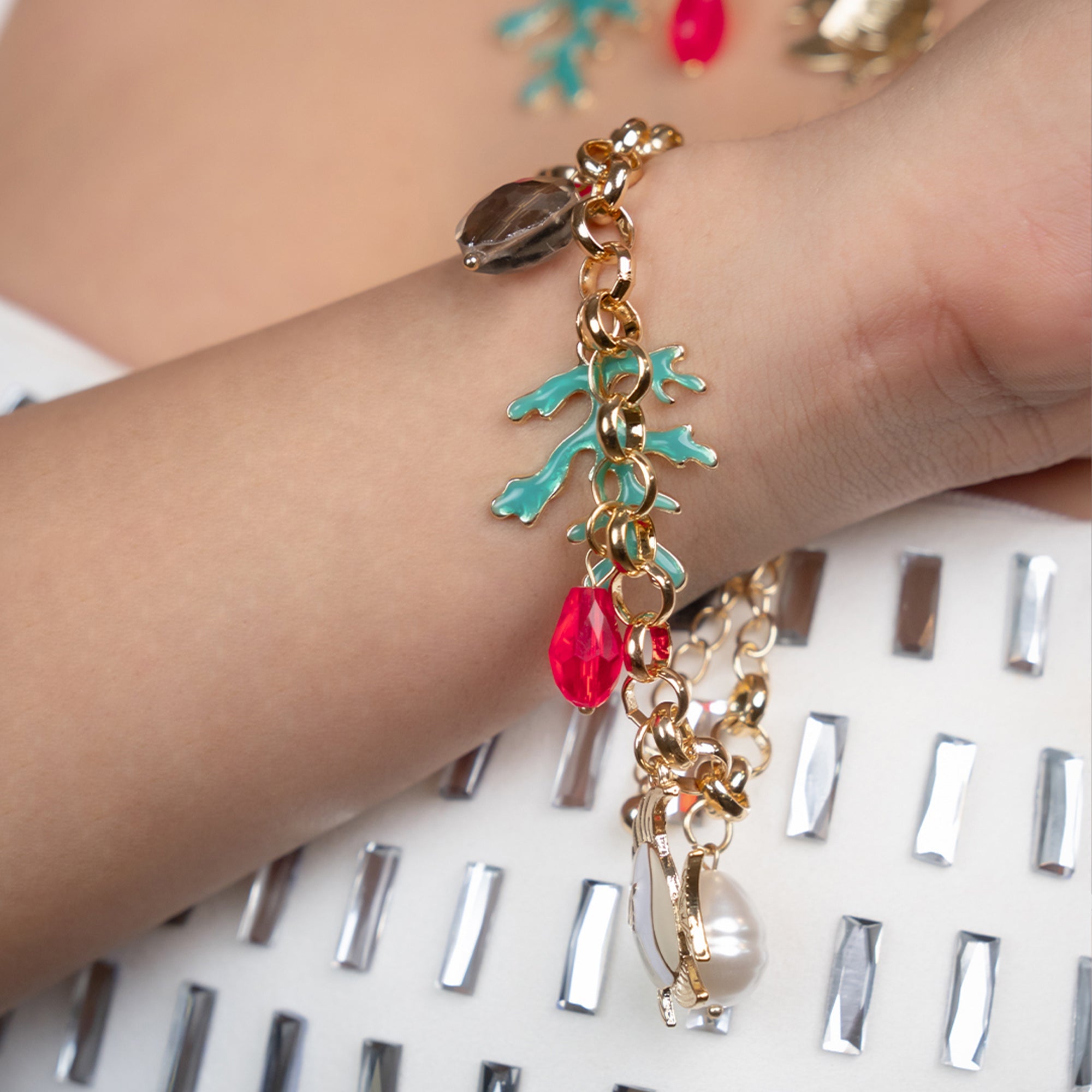 SEA CHARM NECKLACLE WITH BRACELET