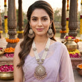 Ivory Noor Vintage Necklace Set