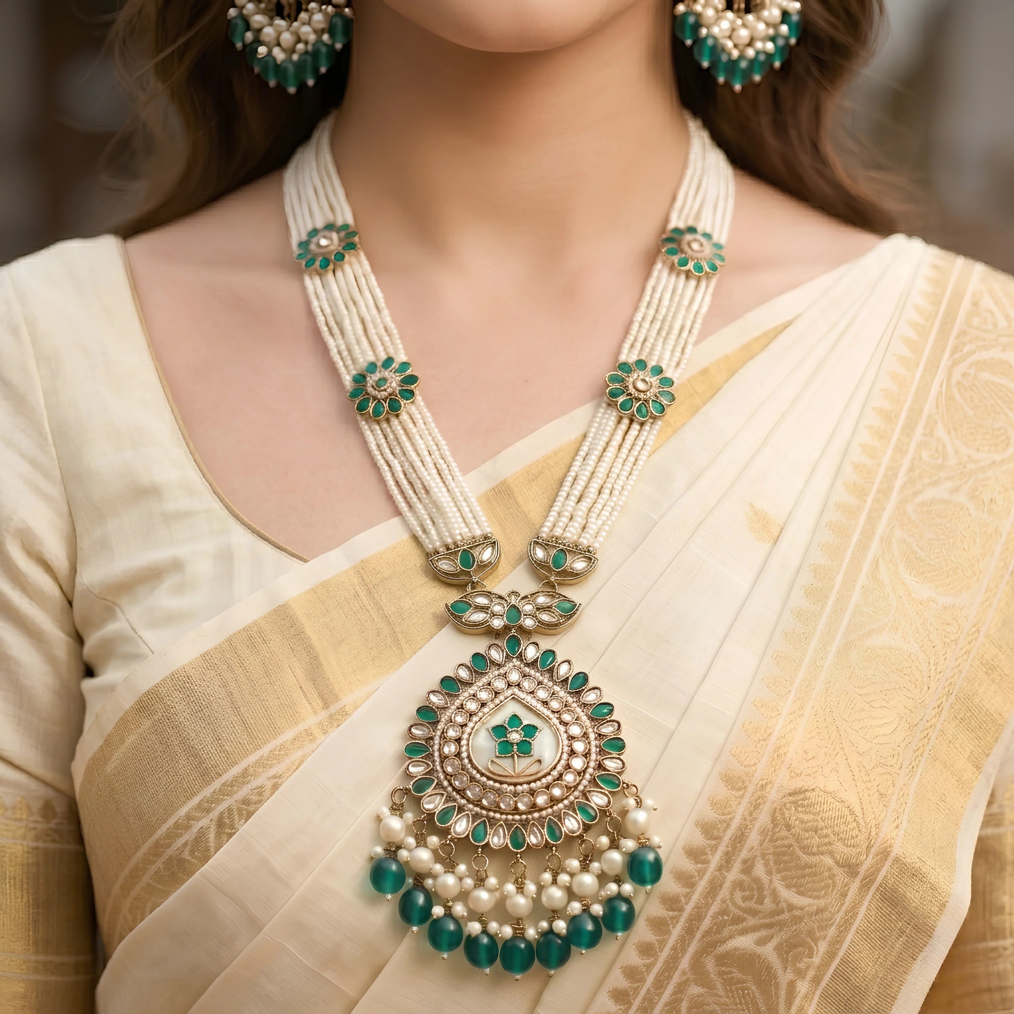 Meher-e-Panna Necklace Set