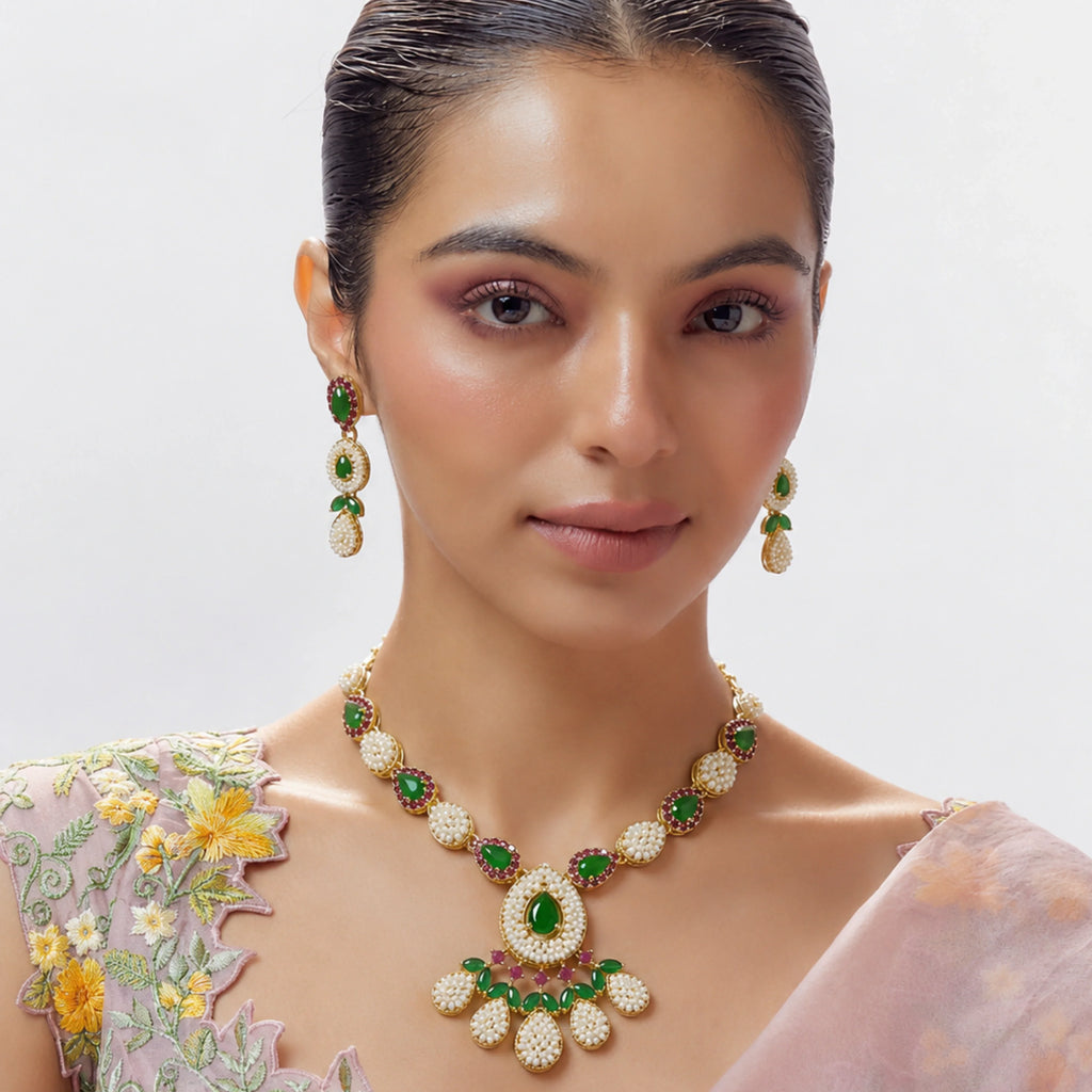 Emerald Pearl Royale Necklace Set