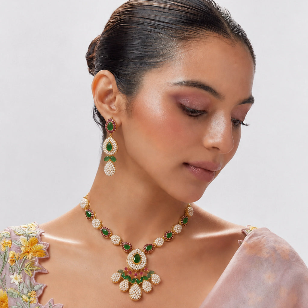 Emerald Pearl Royale Necklace Set