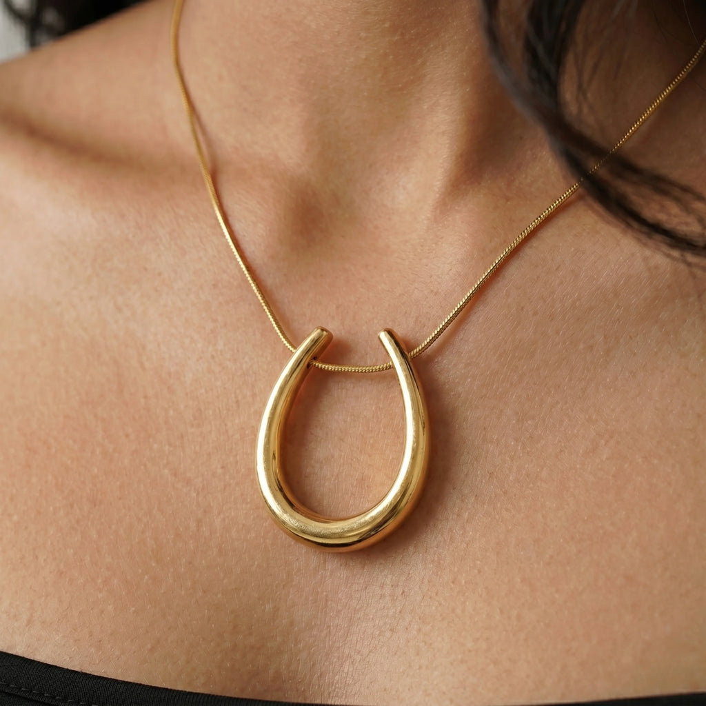 Lucky Horseshoe Glow Pendant