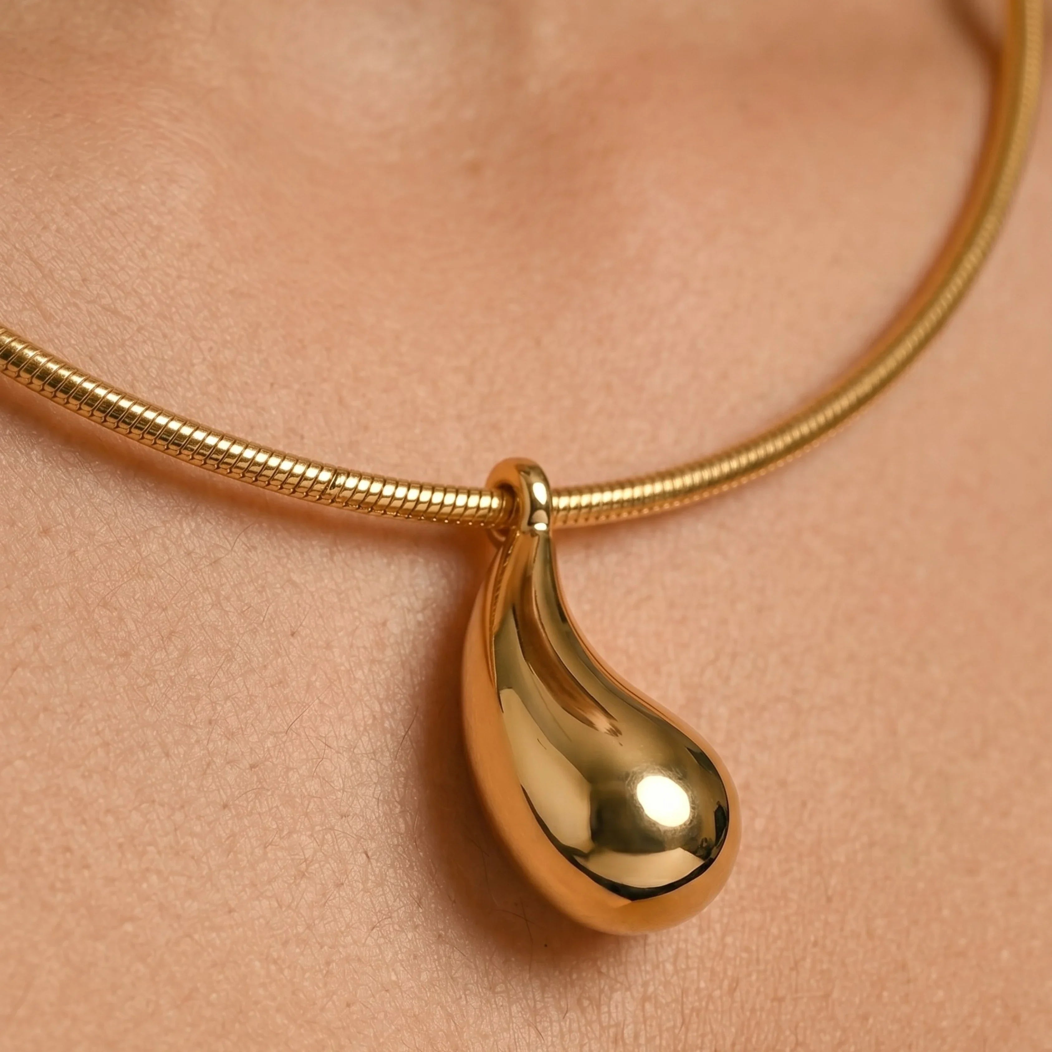 Golden Drop Luxe Pendant