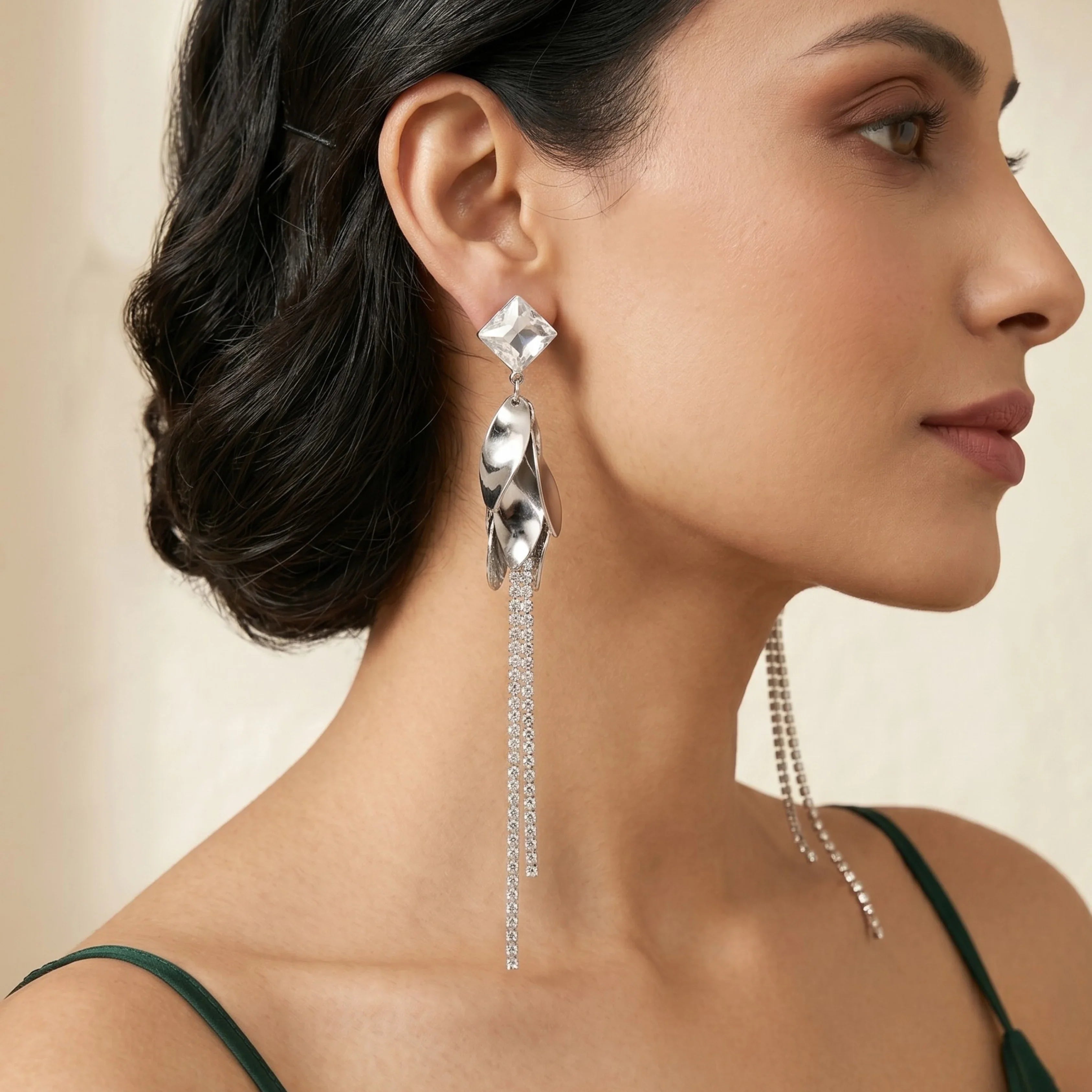 Silver Shimmer Leaf Tassels
